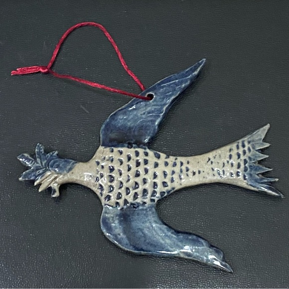 Vintage ROWE Pottery Stoneware Salt Glazed Bird Holiday Christmas Ornament - Picture 2 of 9